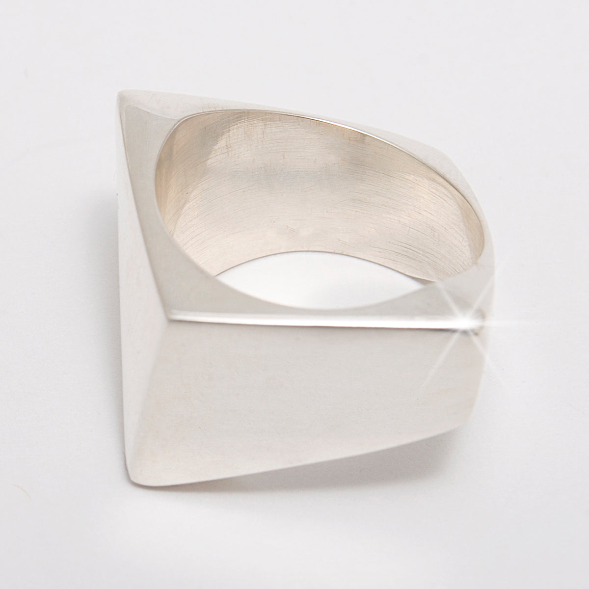 Anillo Geométrico