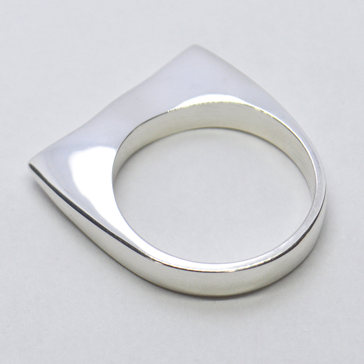 Anillo Torcido