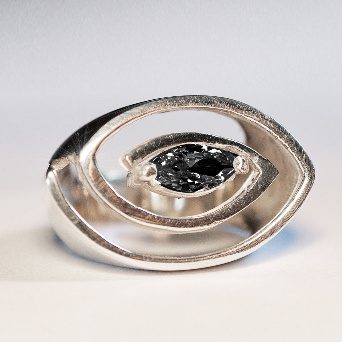 Anillo Iris