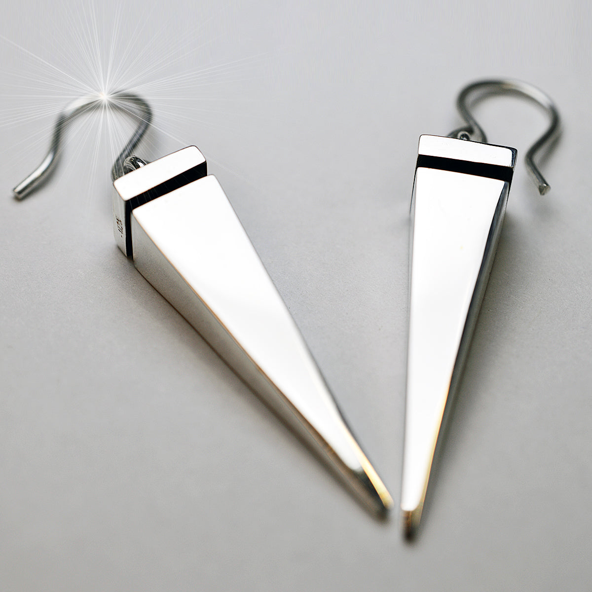 Aretes Péndulo