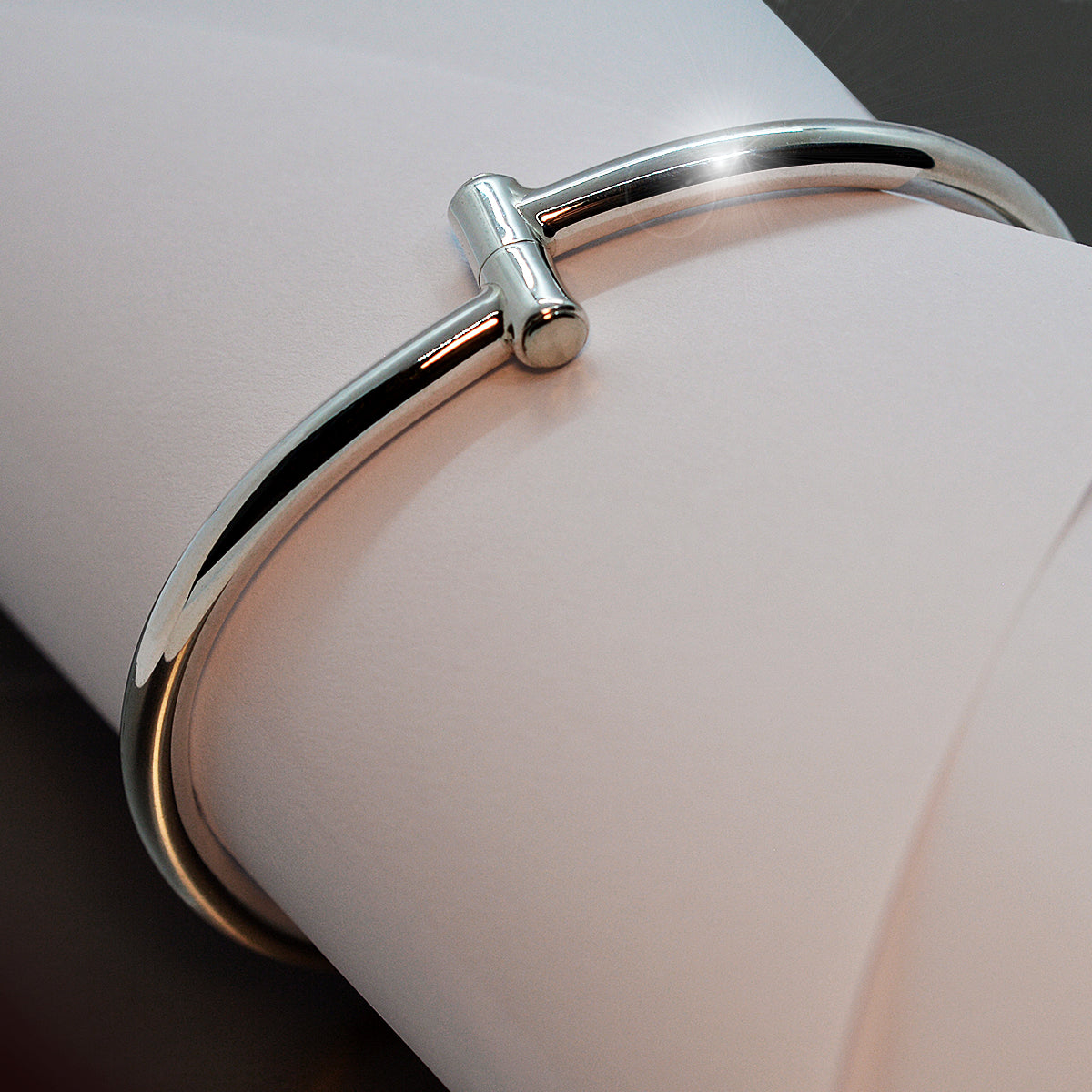 Brazalete Clavo