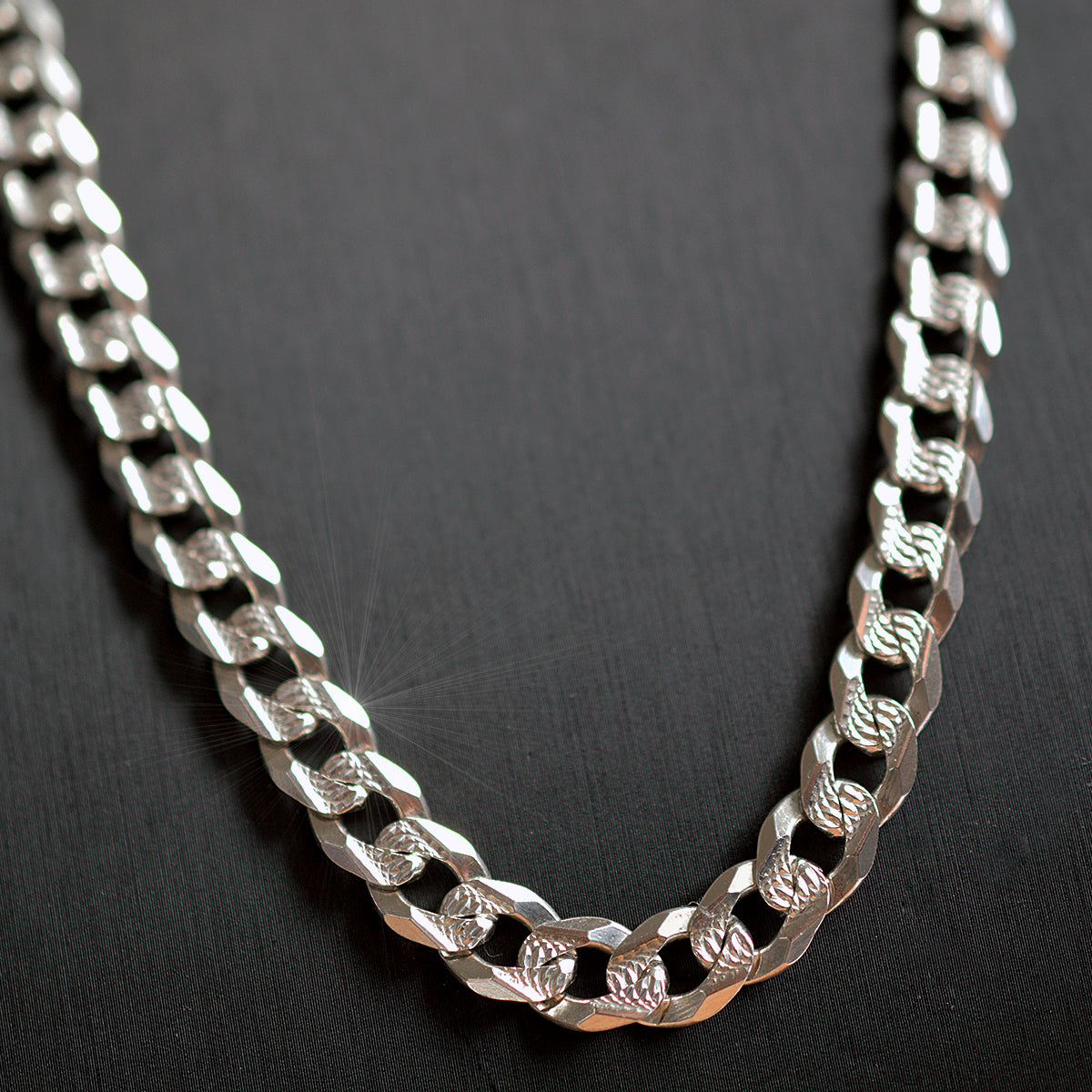 Cadena Diamantada