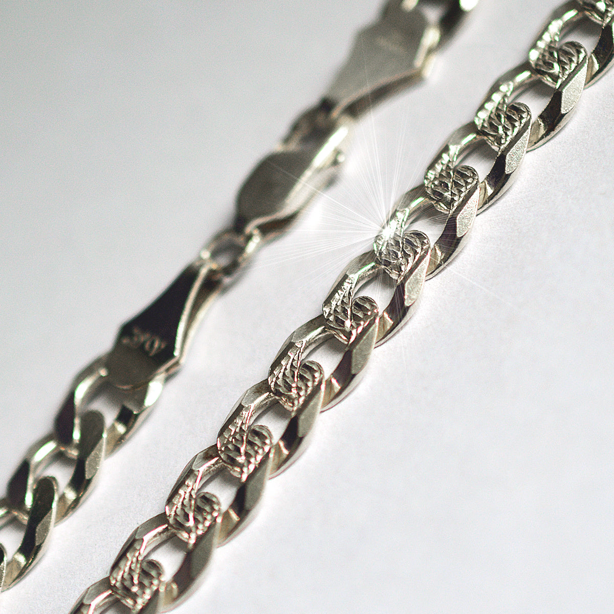 Cadena Diamantada