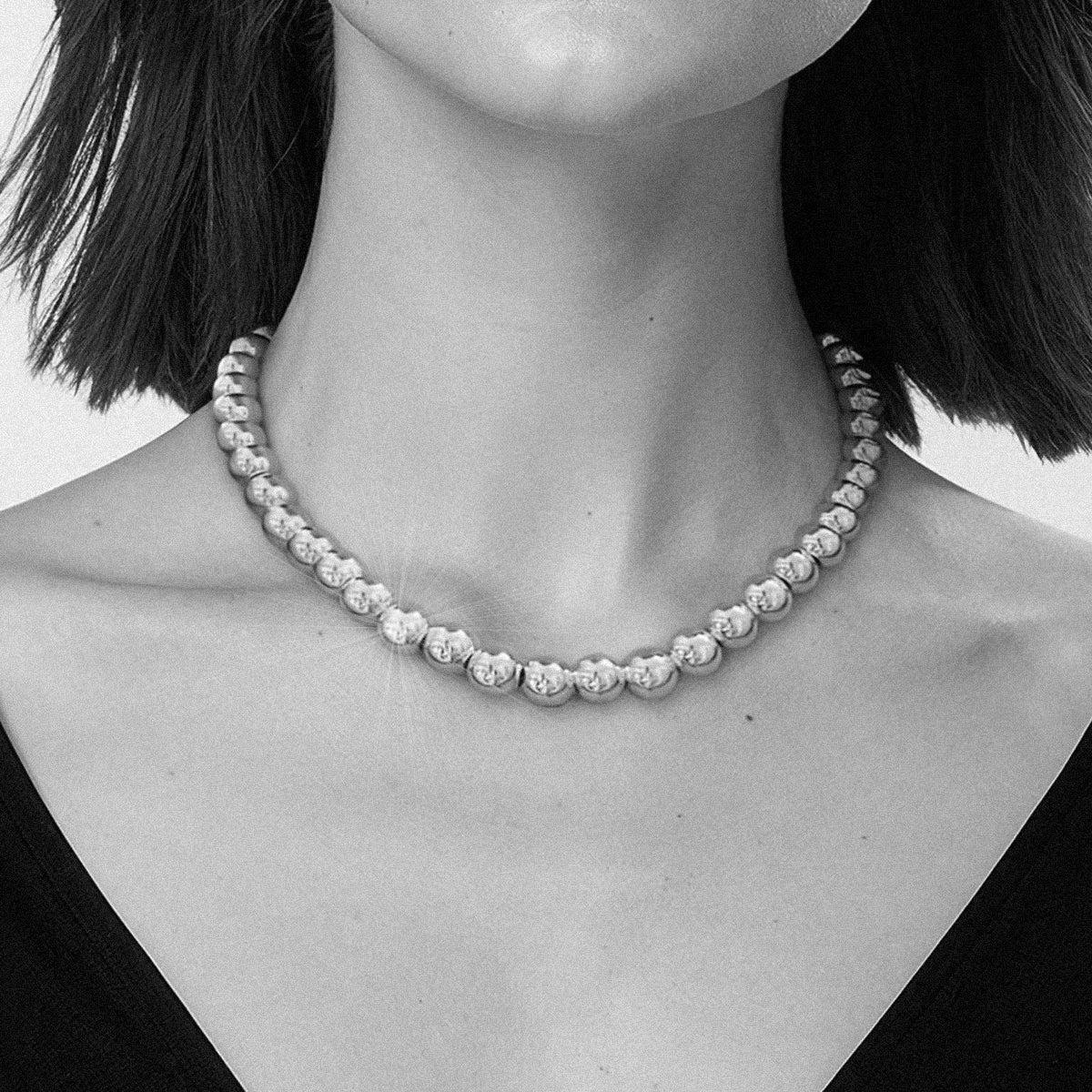 Collar Bola 10