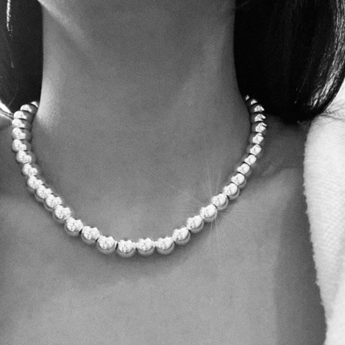 Collar Bola 10