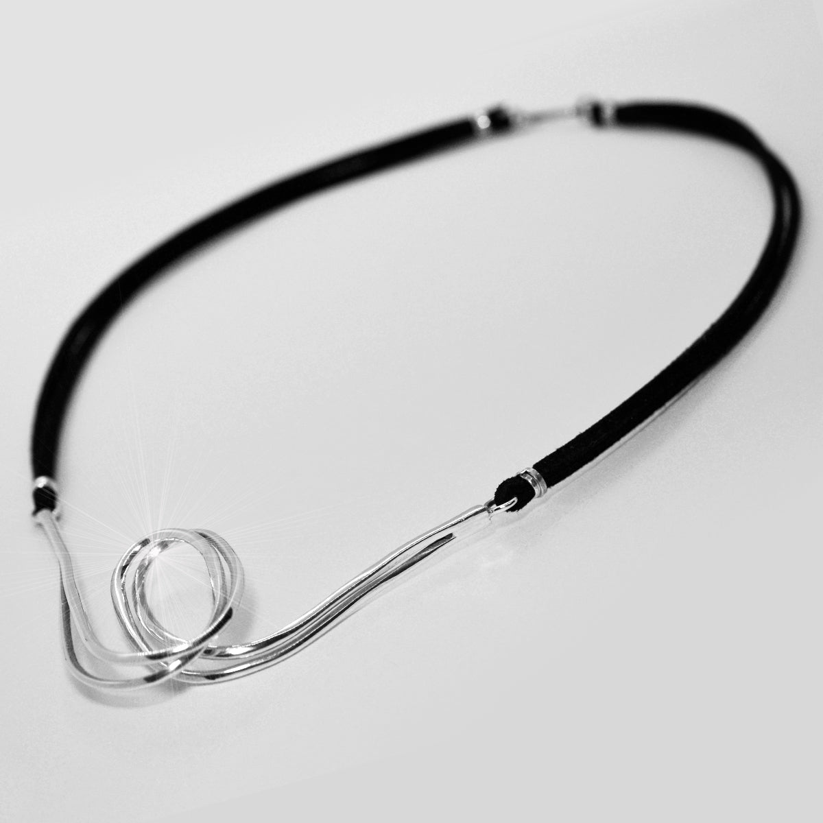 Collar Siri