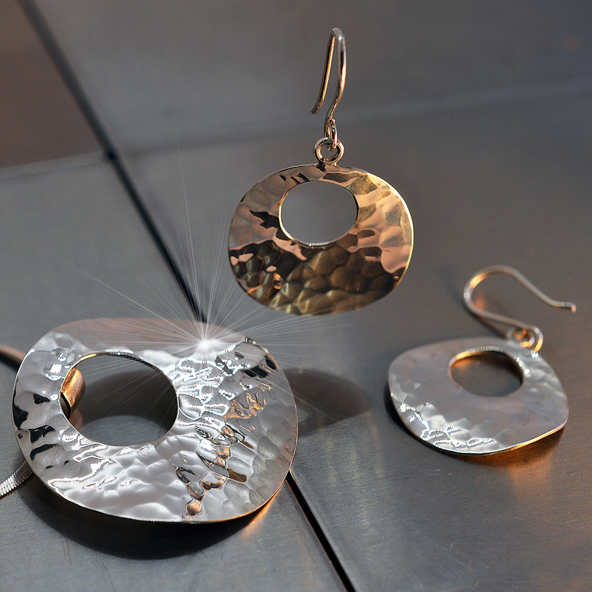 Dije & Aretes Comal