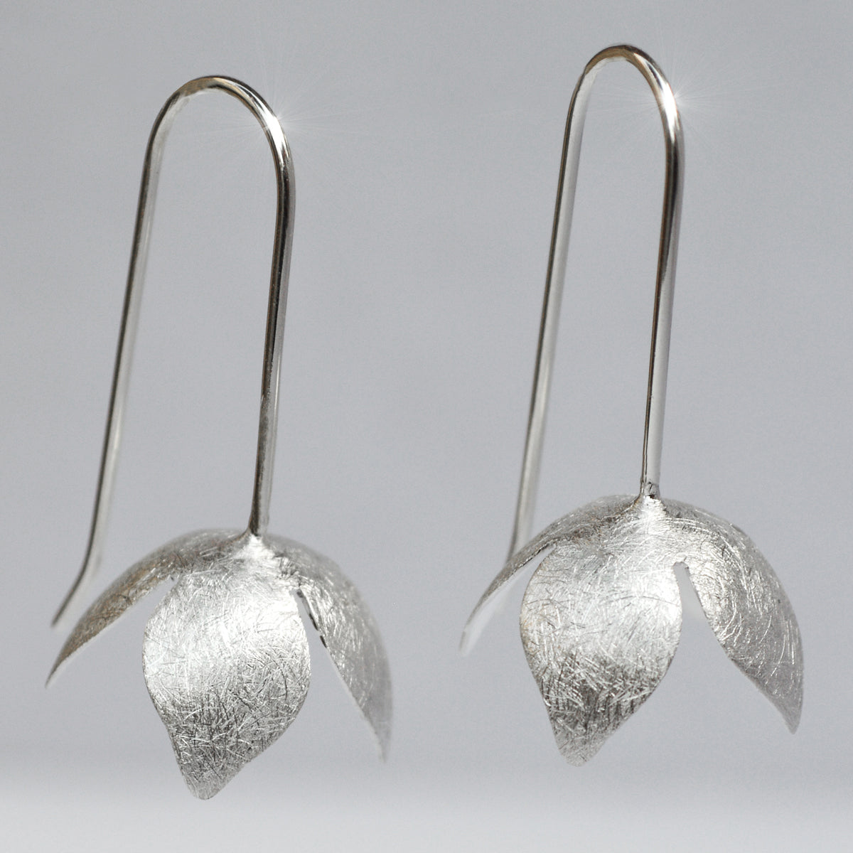 Aretes Flor de Liz