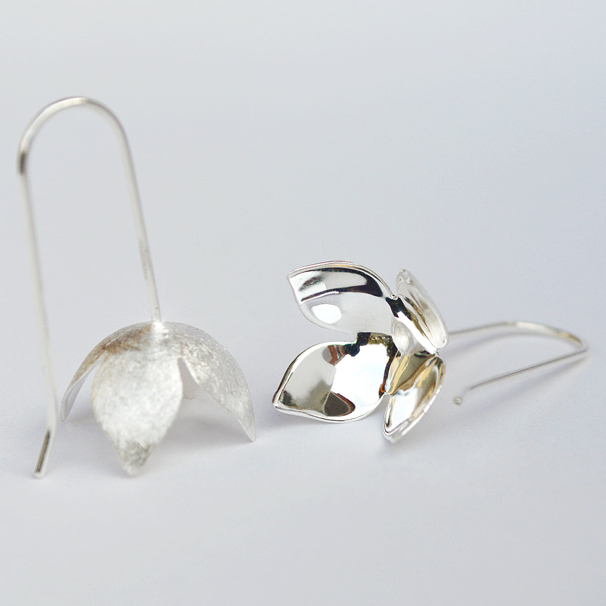 Aretes Flor de Liz