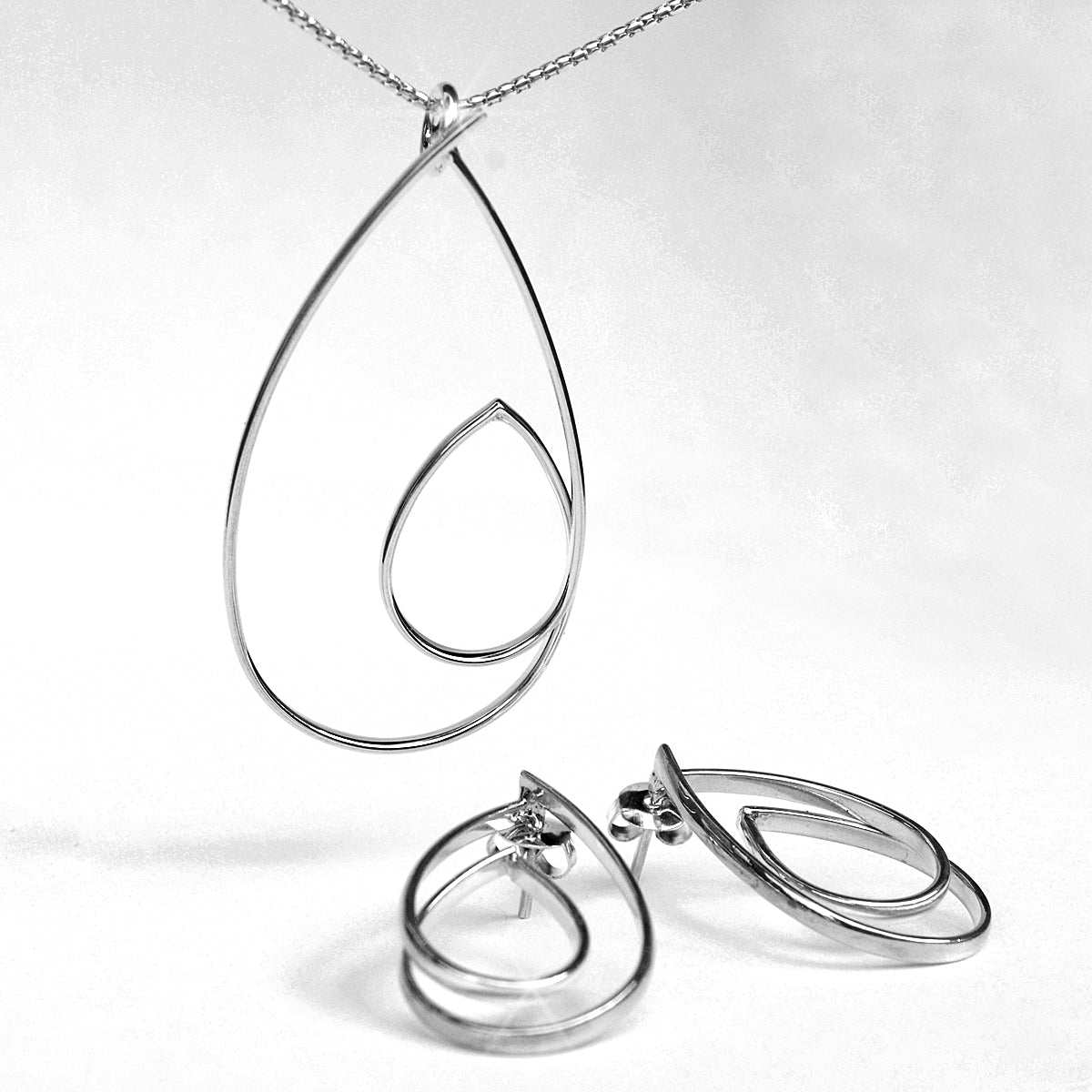 Dije & Aretes Gotas