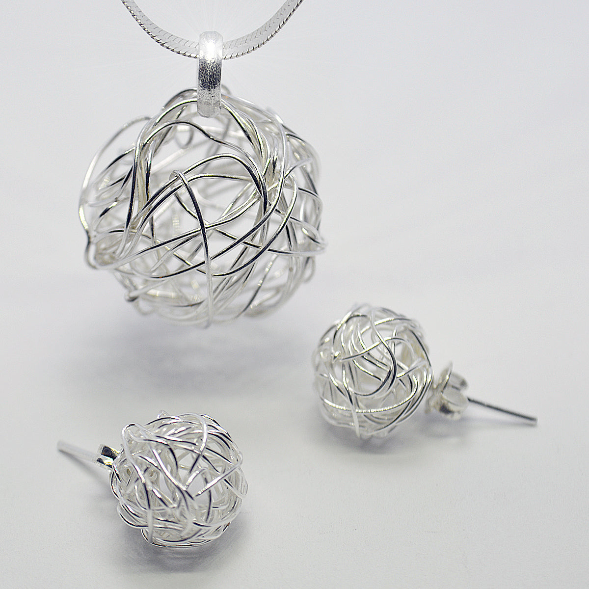 Dije & Aretes Estambre