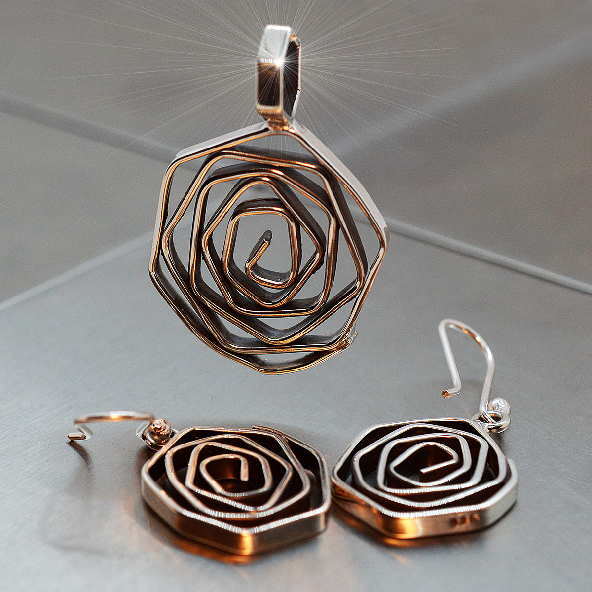 Dije & Aretes Mystic