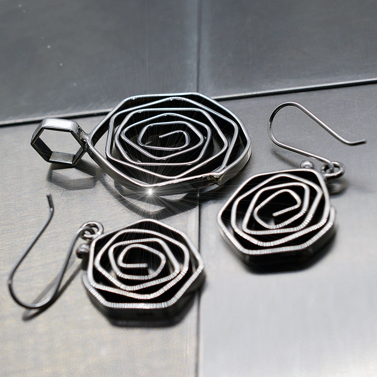 Dije & Aretes Mystic