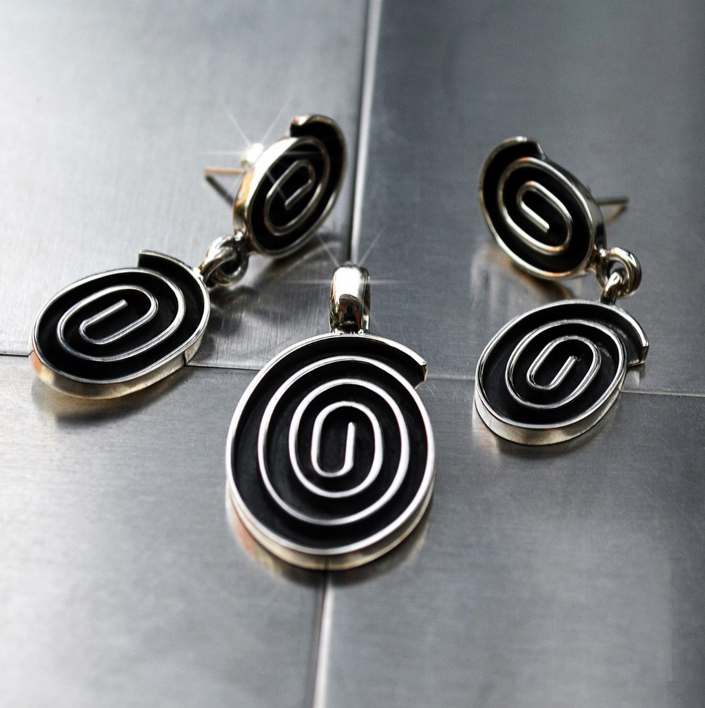 Dije & Aretes Oval