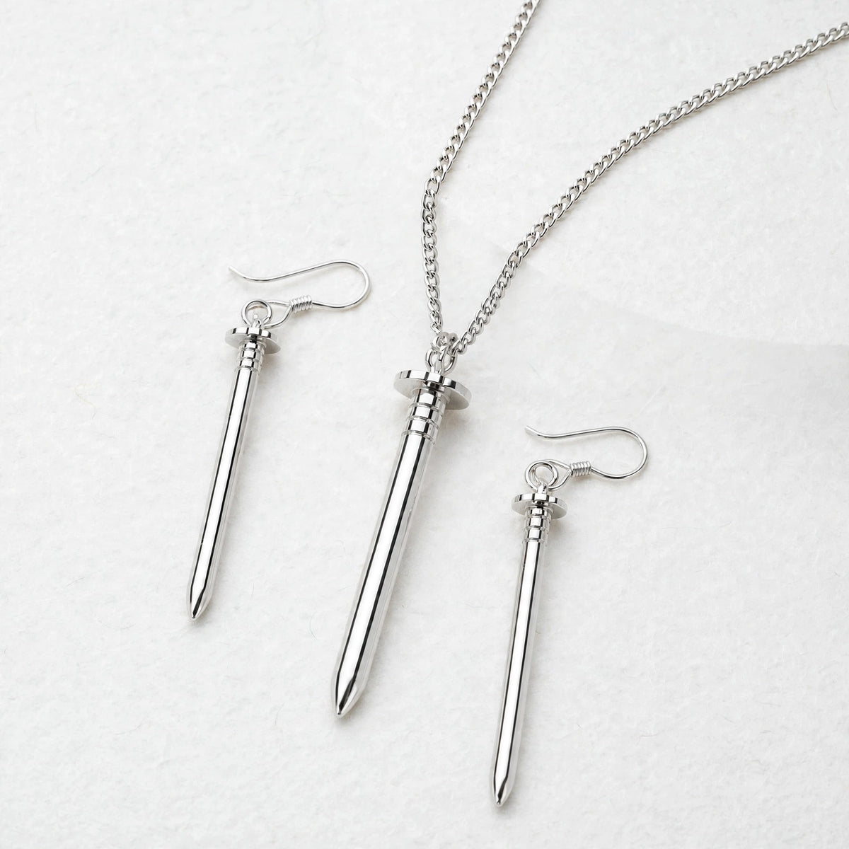 Collar + Aretes Clavo