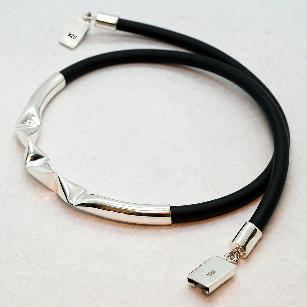 Cuello Rumba