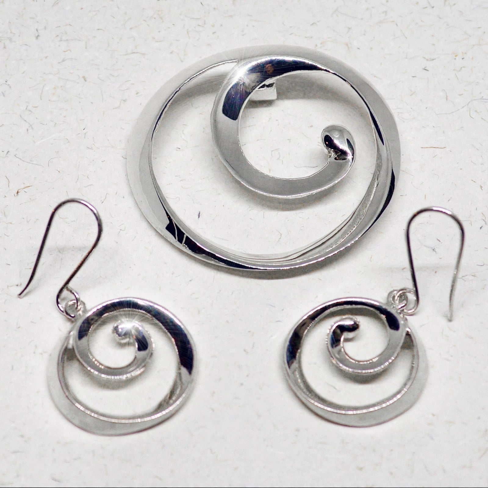 Dije &amp; Aretes Atmósfera